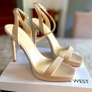Nine West high heels sandals color nude size 8 M